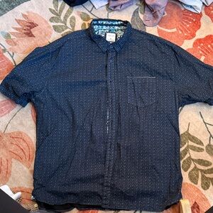 Level Ten Green and Black Patterned Shirt